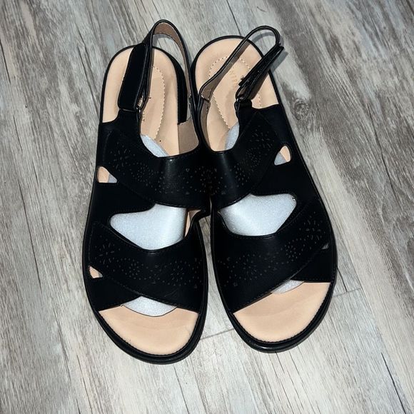 Centro Point sandals - Picture 2 of 3